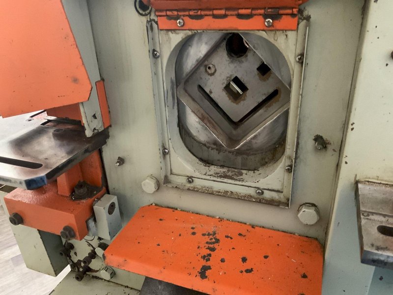 50 TON BAILEIGH HYDRAULIC IRONWOKER: STOCK #76319