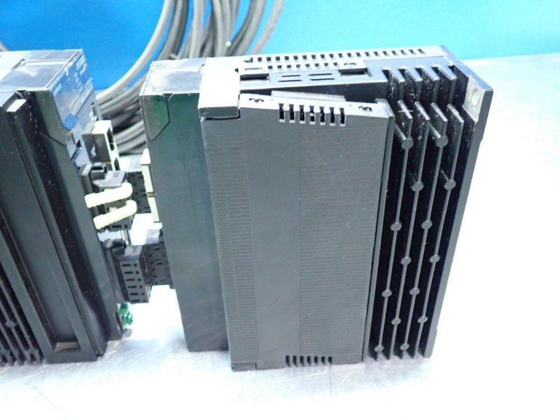 OMRON LINEAR MOTOR ASSEMBLY PICK &amp; PLACE SYSTEM  -  R88L-ES-PM-C110-B250-0001