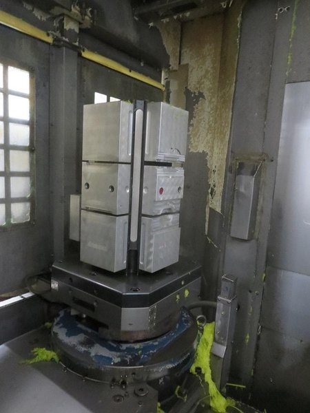 KIWA KNH-426X HMC, 2003-HPC, Fanuc Control, 12,000RPM, Chip Conveyor