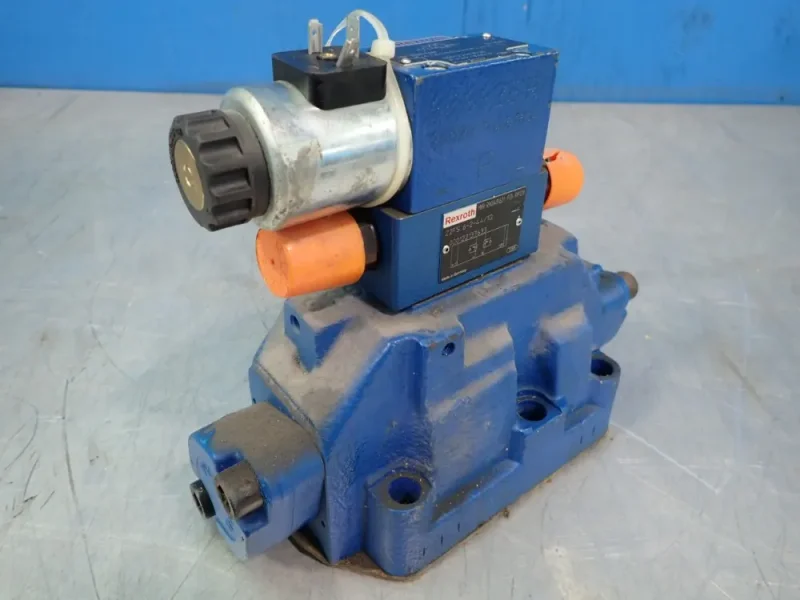 REXROTH HYDRAULIC DIRECTIONAL CONTROL VALVE   -  R901045541