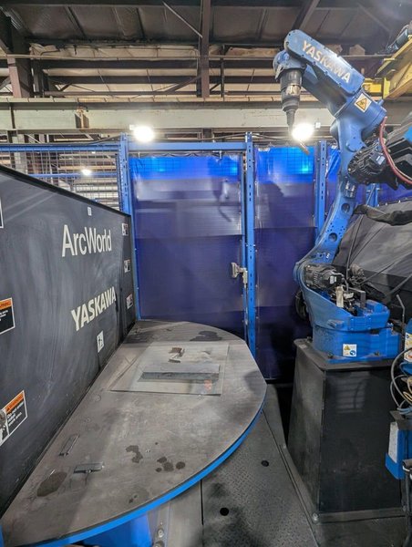 Yaskawa Motoman ArcWorld System AW1000 Robotic Welding Cell, 2019 – AR1440 Robot, MSR655 Turntable Positioner