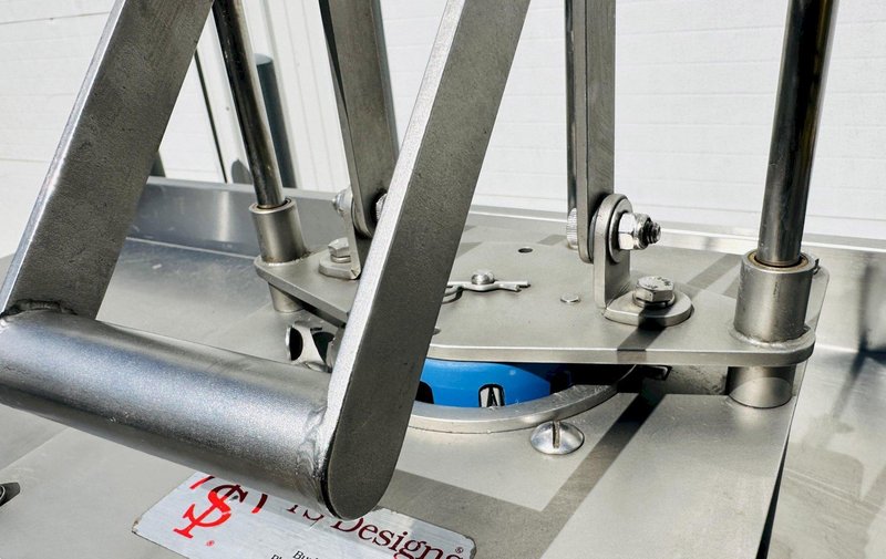 TS Designs  |  Single 12 Slice Manual Heavy Duty Stainless Steel Slicer/Wedger
