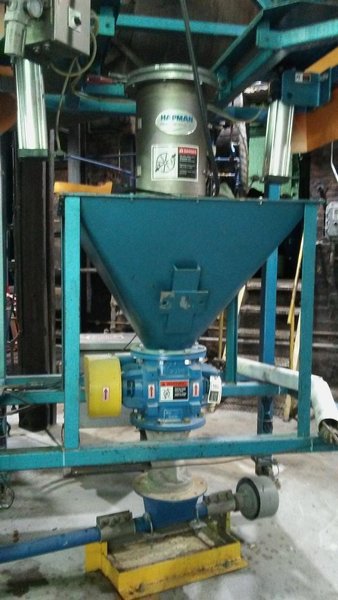 Hapman 2 Ton Bulk Bag Unloader and MiniVacTM Pneumatic Conveyor, 2011