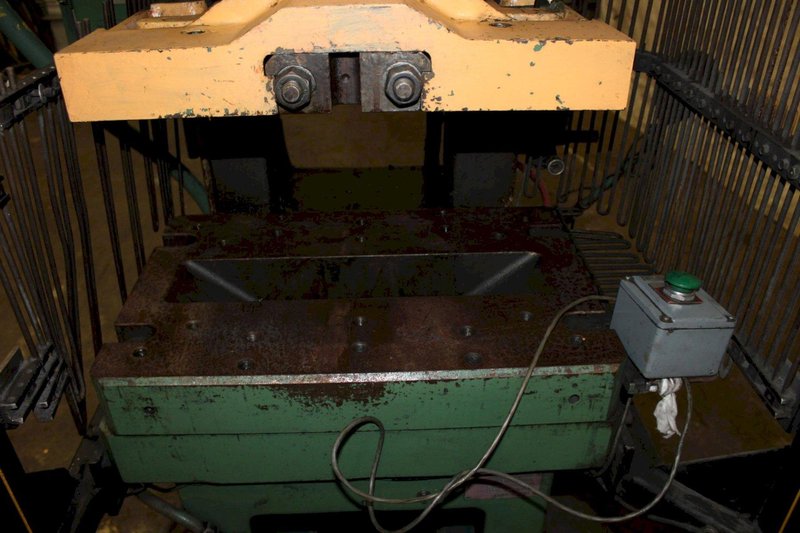 32 TON MINSTER GAP PRESS