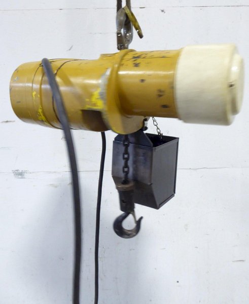 1/2 Ton Budgit Electric Chain Hoist, 32 FPM, Pendant, 1/2 HP,  Low Price