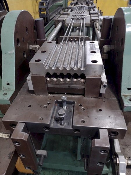 BURR OAK MODEL #VBHB RETURN TUBE BENDER &amp; MODEL #MTCO STRAIGHTENER FEEDER: STOCK #15868