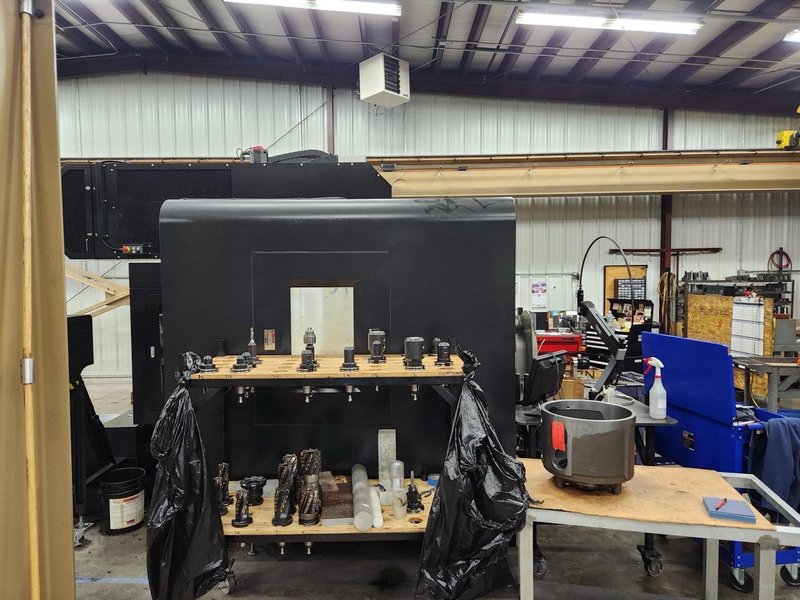 Smart SM2082-50 VMC, 2024 – 6K RPM Gear Driven Spindle, Box Ways, TSC, Chip Conveyor