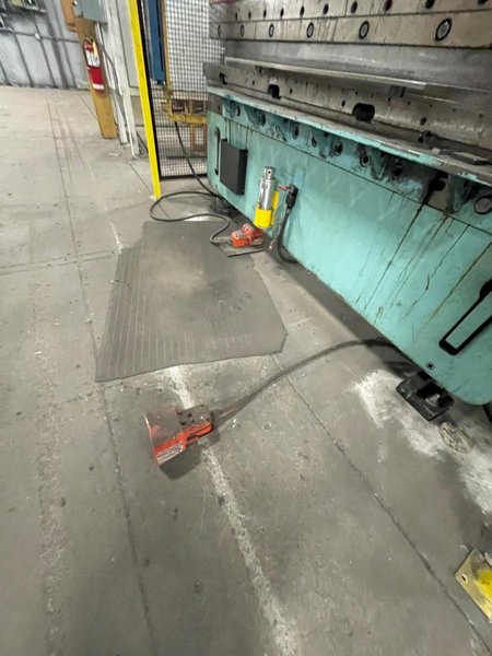 90 TON X 8' CINCINNATI CBII  HYDRAULIC BRAKE: STOCK #76655