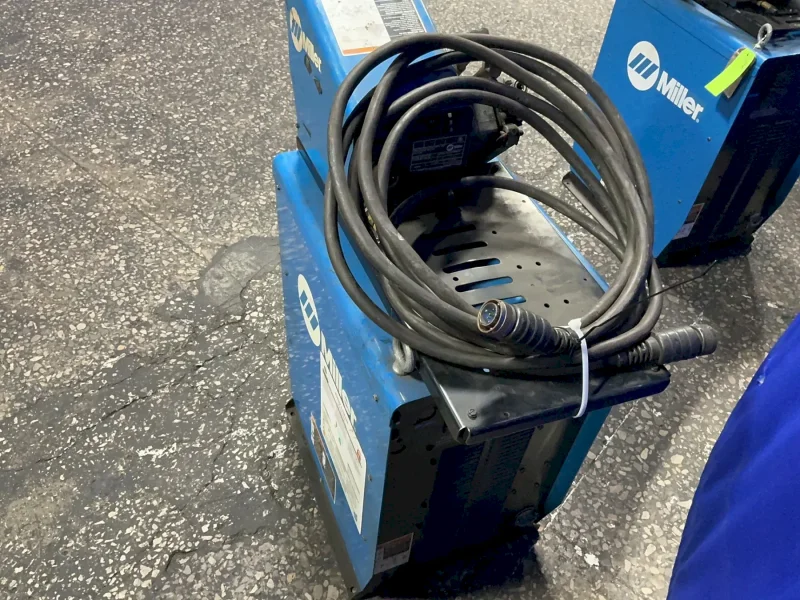 Miller  450 A Welder  - Axcess 450