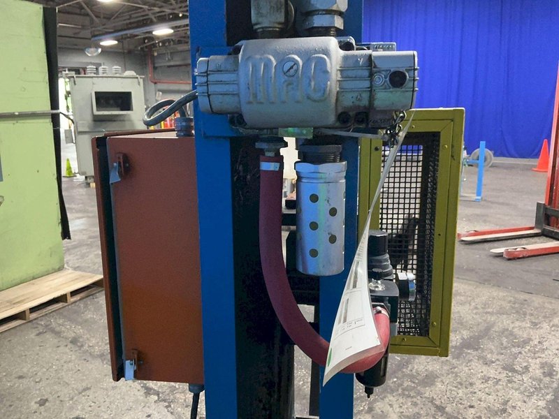 BTM CORPORATION 15”X10” C-FRAME TOGGLE PRESS  -  P-20-H X 3 T400-EPRL-EPEL