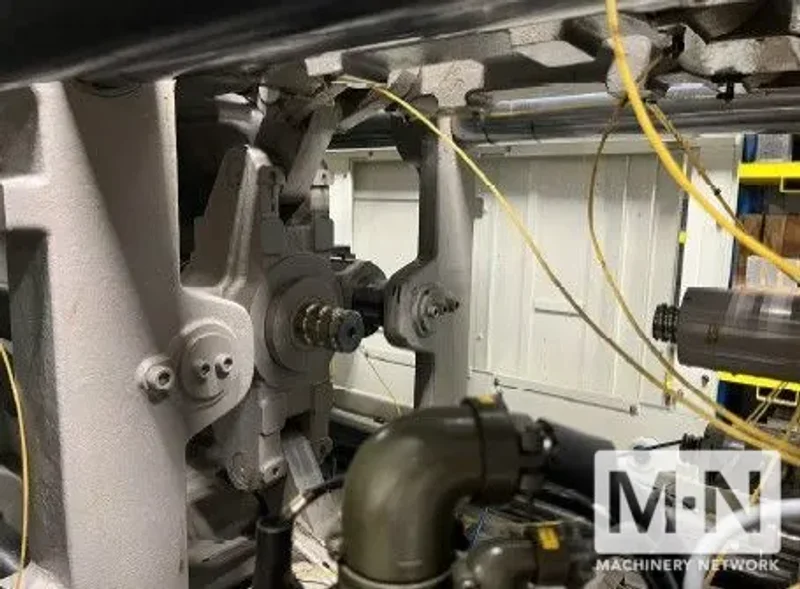 310 TON 10.5 OZ TOSHIBA MODEL EC310NIIV30-8Y INJECTION MOLDING MACHINE MFG 2009