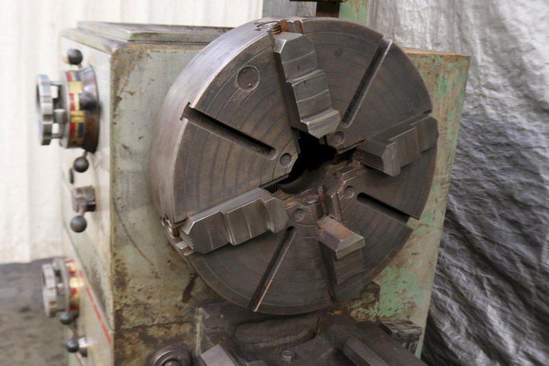 31" X 100" SUMMIT GAP BED ENGINE LATHE: STOCK #73317