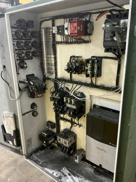 6 CU FT GOFF MODEL #6BB RUBBER BELT TUMBLE TYPE BLAST MACHINE W/ DUST COLLECTOR: YOBRO #25939