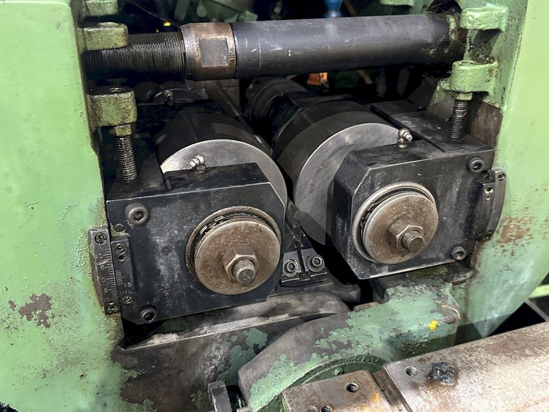 Kinefac MC-25F thread Roller