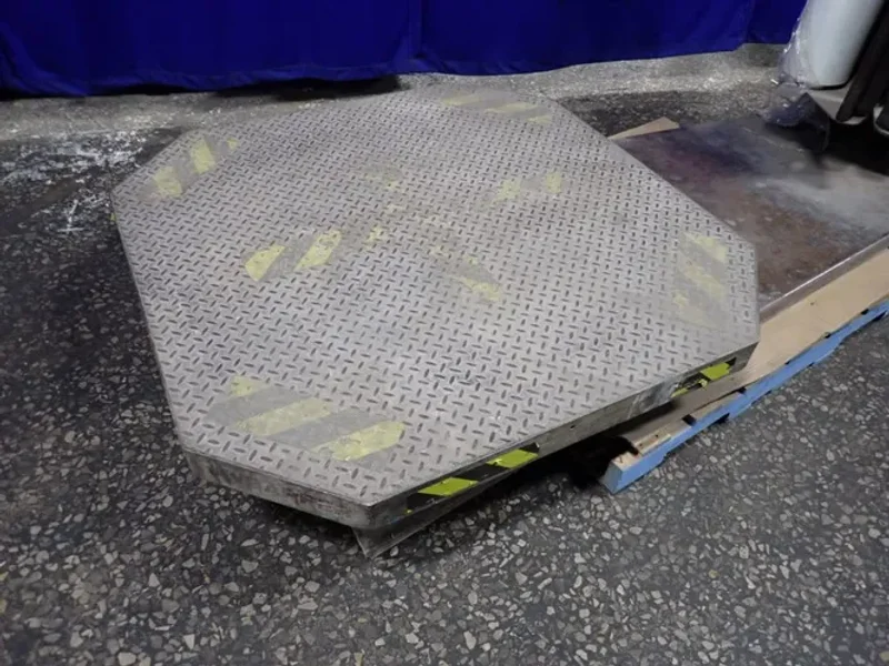 LANTECH INC 48 1/2" X 48 1/2" STRETCH WRAPPER  -  T-0242