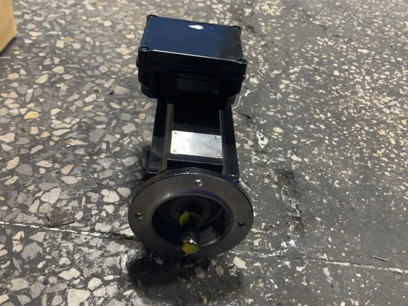 EMOD MOTOREN GMBH 0.40 KW ELECTRIC MOTOR  -  EC145/62-70