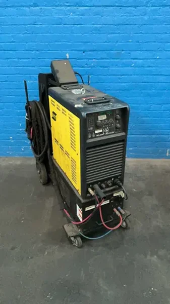 Esab 350 Amp Welder - Heliarc 353i Ac-dc