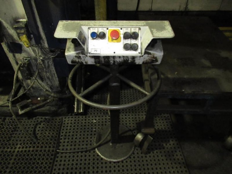 400 TON SACK &amp; KIESSELBACH STRAIGHT SIDE HYDRAULIC PRESS: STOCK #12328