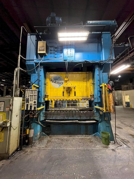 600-TON MINSTER E2–600 STRAIGHT-SIDE PRESS. STOCK # 0777225