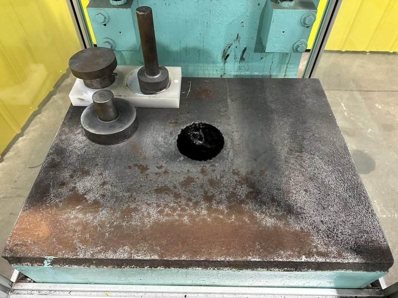 50 TON HANNIFIN MODEL F500-41-SP C-FRAME HYDRAULIC PRESS: STOCK #12233