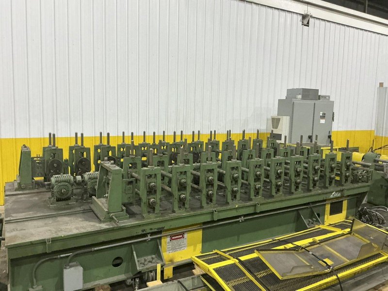 10 &amp; 12 STAND X 2" BRADBURY SIDE BY SIDE U JOINT DRIVE ROLLFORMER: YOBRO #24947