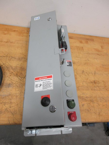 Eaton Freedom NEMA enclosed control, ECN1622CAE, with Southwire 9' Length 4/C 10AWG Cord- Auction Item