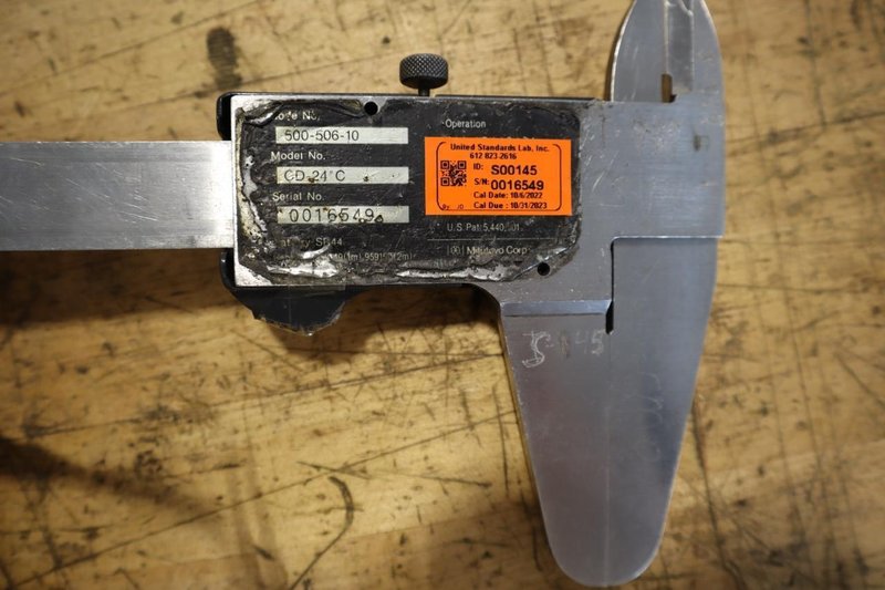 Mitutoyo Absolute Digimatic Verneer Calipers, 24"- Auction Item