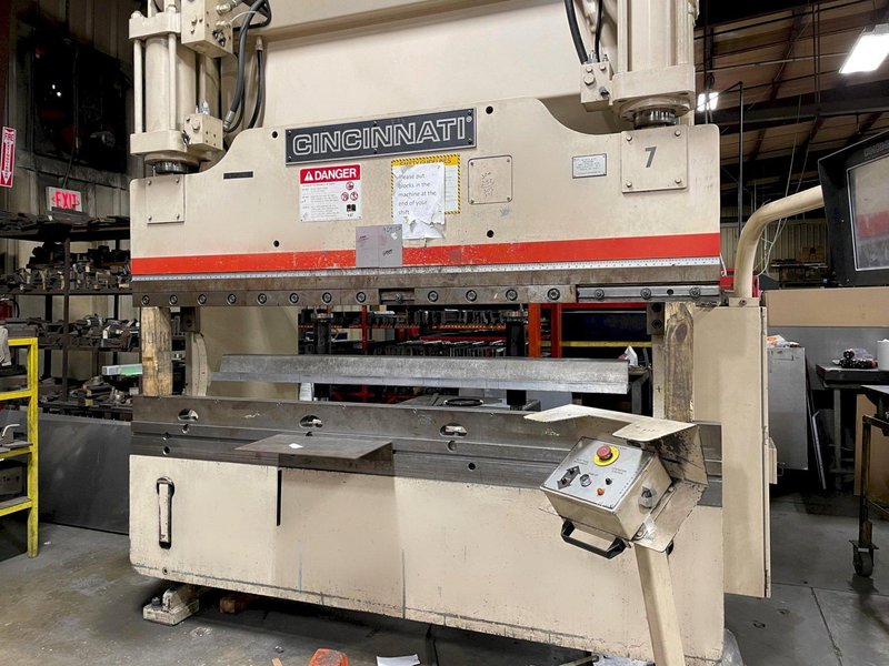 Cincinnati 90PF x 6 Proform CNC Hydraulic Press Brake