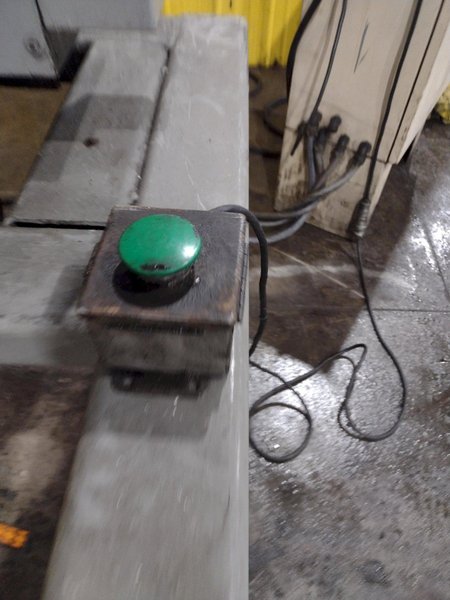 24"' PRESS ROOM EQUIPMENT SERVO FEEDER: YOBRO #24884