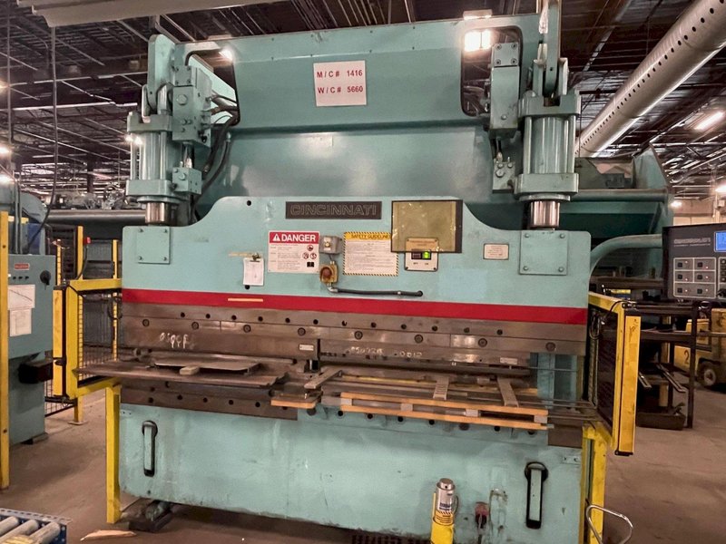 90 TON X 8' CINCINNATI CBII HYDRAULIC BRAKE: STOCK #76657