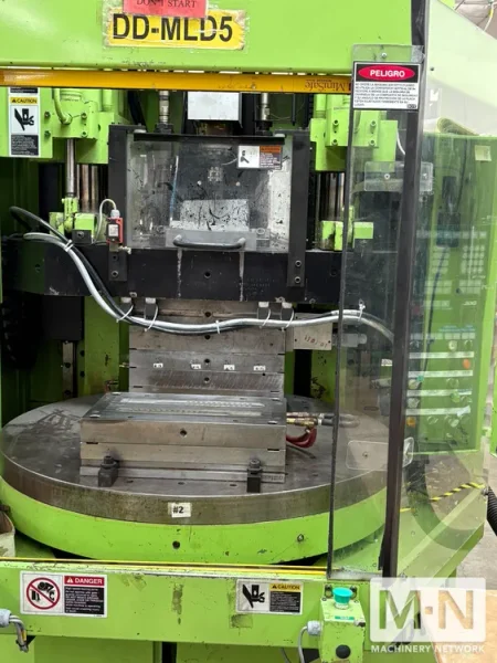 90 TON 4.6 OZ ENGEL MODEL ES330V/90VROTL VERTICAL CLAMP AND INJECTION MOLDING MACHINE MFG 2001