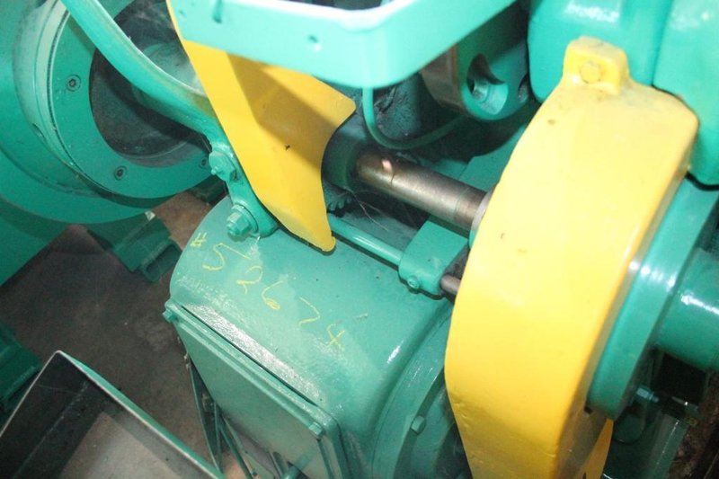 MODEL #28 4-SLIDE WIRE FORMING MACHINE: STOCK #52674