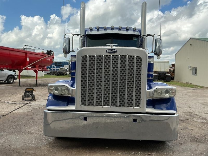 2024 Peterbilt 389 1XPXD49X1RD605420