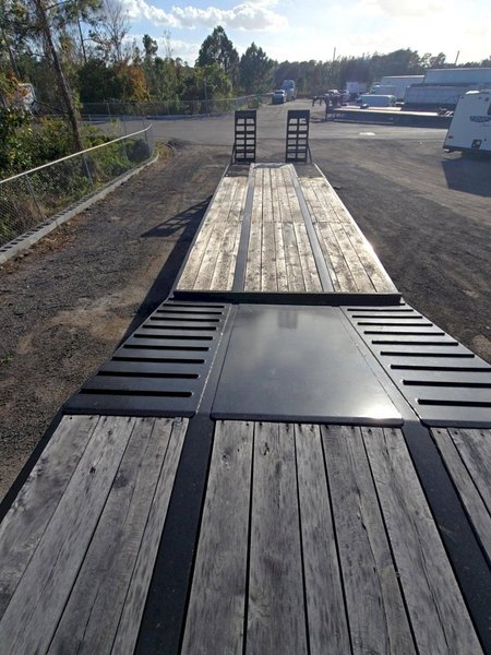 Kaufman FN35 Flatbed Equipment Trailer, 2024 – 48 FT, 35 Ton, Spring Ride