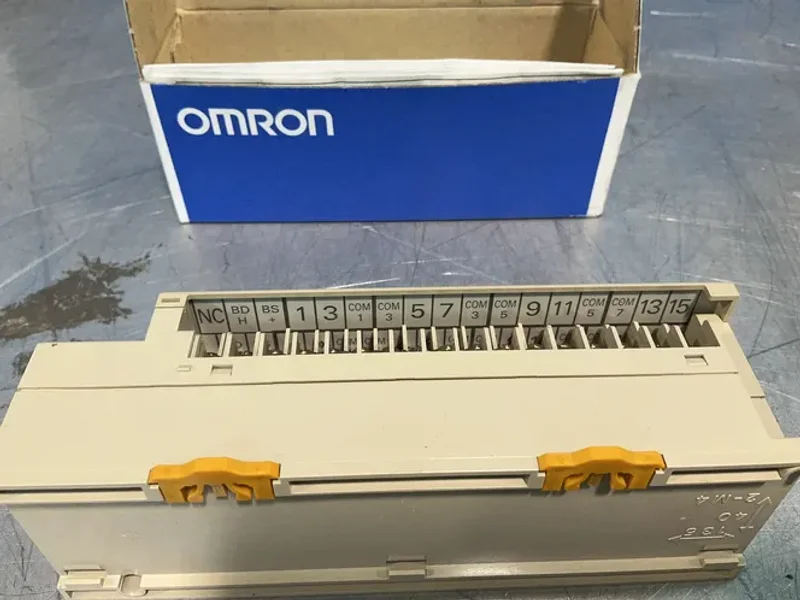 OMRON REMOTE TERMINAL   -  SRT1-ROC16