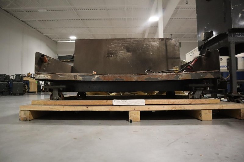 Electric Lift Table With Up/Down Pendant - Portable On Wheels- Auction Item