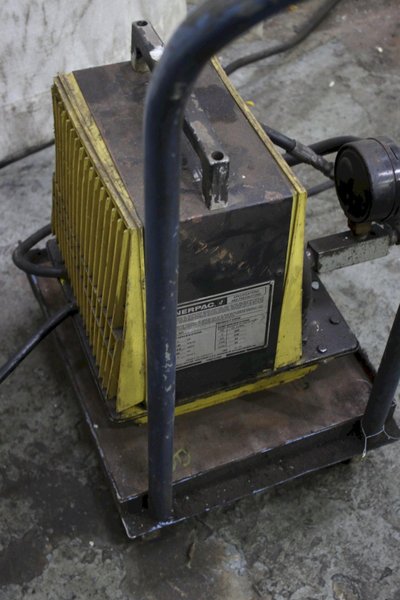 1 HP ENERPAC HYFRAULIC UNIT: STOCK #75983