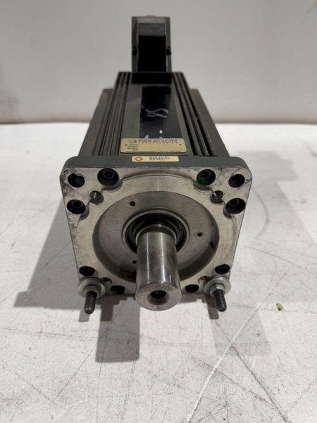 REXROTH INDRAMAT MHD093B-058-PG1-BA SERVO MOTOR USED