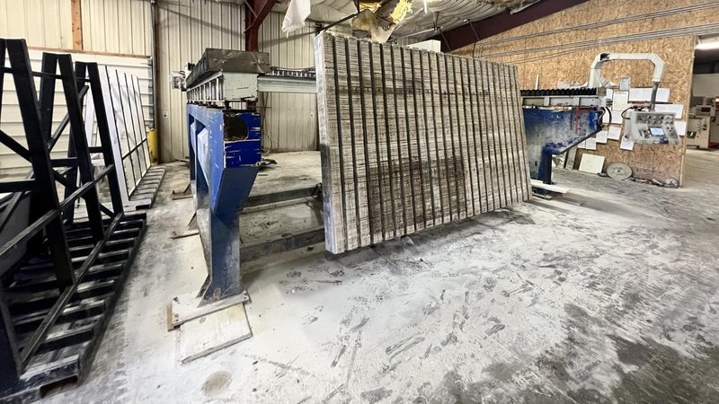 7.5′ x 12′ Maya 625A 4 Axis CNC Granite Bridge Saw, 2014