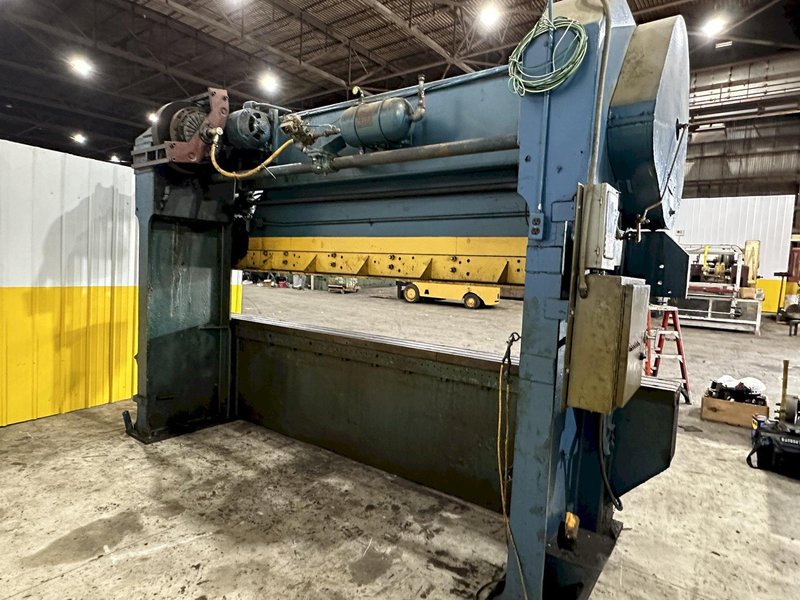 150 TON X 14' CYRIL BATH STURDY BENDER MECHANICAL FLANGED PRESS BRAKE: STOCK #21747