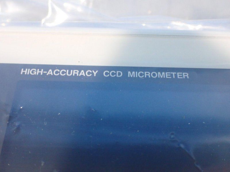 KEYENCE DIGITAL MICROMETER CONTROLLER  -  LS-7601
