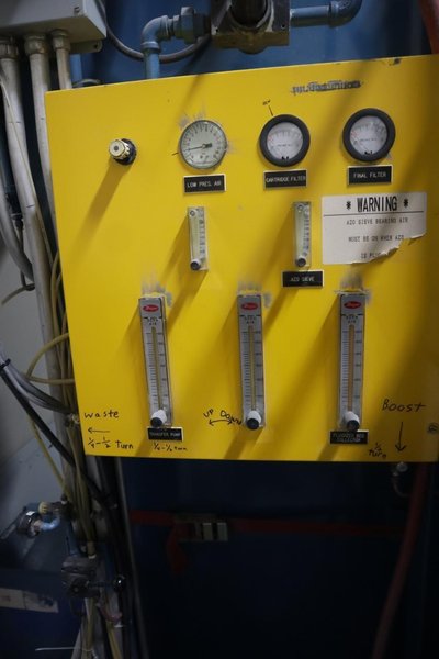 Therma-Tron-X Powder Coating Booth with Parker Ionics GX700M Elextrostatic Pain Controls- Auction Item