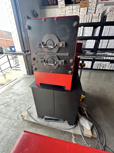 Nargesa NF-70 End Hot Wrought Iron Machine, 2014 – Digital Control, Adjustable Back Gauge, Standard Tooling