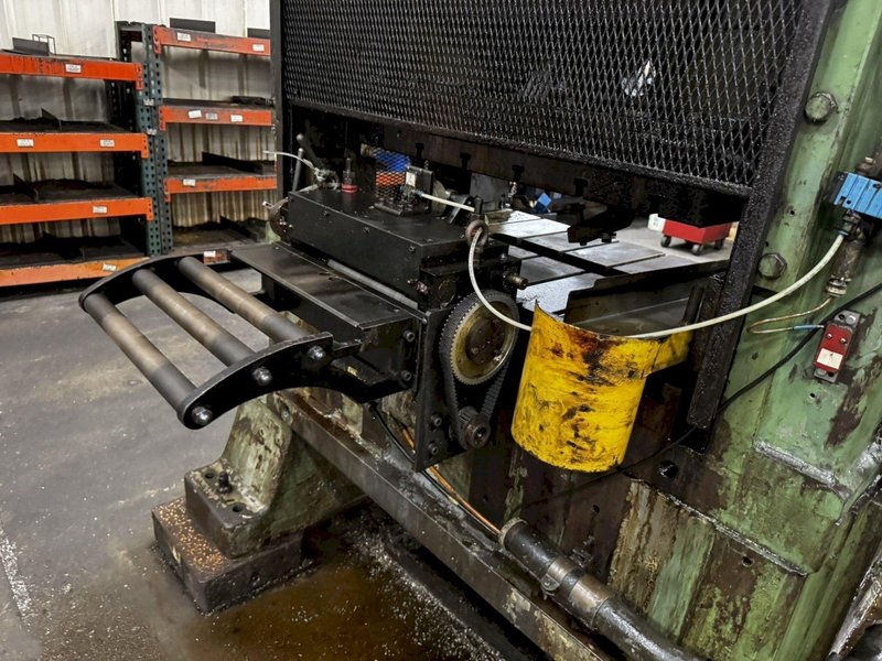 75 TON MINSTER P2-75-42 PIECE MAKER STRAIGHT SIDE HIGH SPEED PRESS. STOCK # 0882925