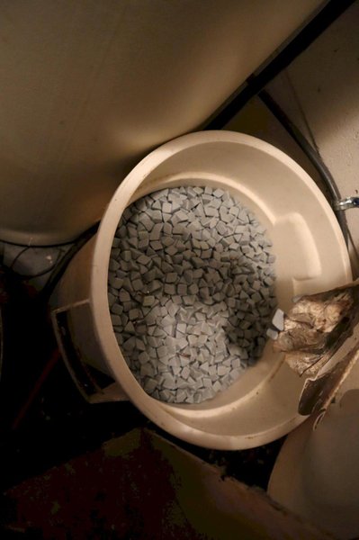 Rampe Finishing Bowl Vibratory Deburrer Finisher with Buckets of Extra Media- Auction Item
