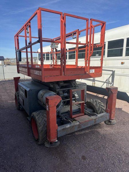 2017 Skyjack SJ6832RT Rough Terrain Scissor Lift – 32’ Platform Height, 68” Wide, Outriggers, Kubota Dual Fuel Engine