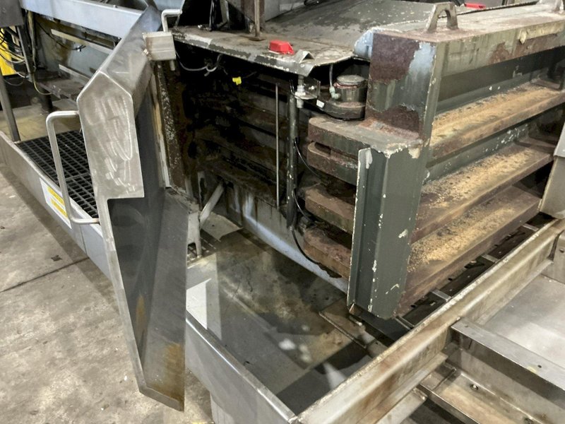 30" X 30" HARMONY ENTERPRISES MODEL #PERFSSHB24 STAINLESS STEEL EXTRACT PLUS HORIZONTAL BALER &amp; PERFERATOR, FOR ALUMINUM CAN &amp; BOTTLES LIQUID EXTRACTION: YOBRO #25023