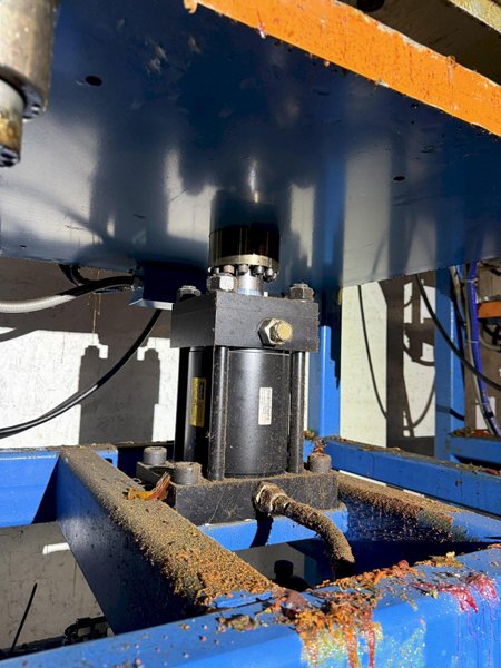 3,000 PSI LEADER ENGINEERING FABRICATION HEAT PRESS. STOCK #0431926