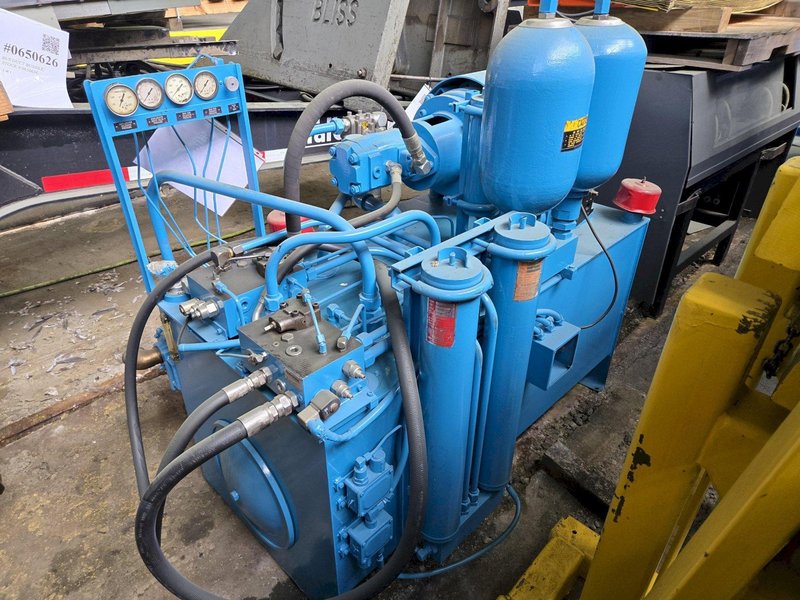 3000 PSI 40 HP 30" X 58.5" HYDRAULIC UNIT. STOCK # 0650726