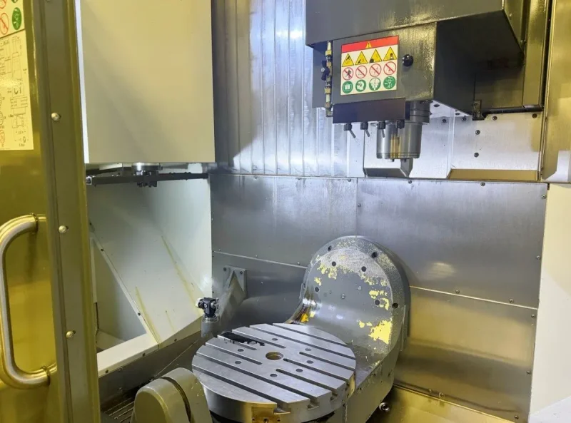 2017 HAAS UMC-750SS | Machining Centers, Vertical, (5-Axis or More)
